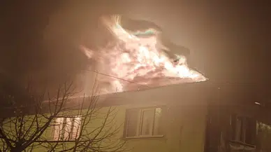 Bir evde çıkan yangın paniğe sebep oldu