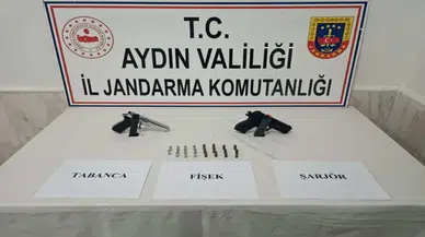 Şüpheli şahısların üzerinde 2 tabanca şarjörü, 7 adet tabanca fişeği ele geçirildi
