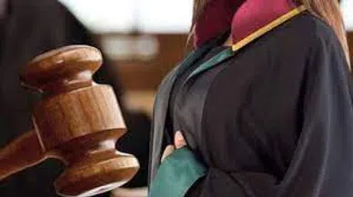 Genç avukatlar 5 yıl baro aidatı ödemeyecek