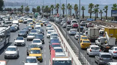 Karayolları Genel Müdürlüğü Uyardı: Hafta Sonu Trafiğinde Bu Yollara Dikkat!
