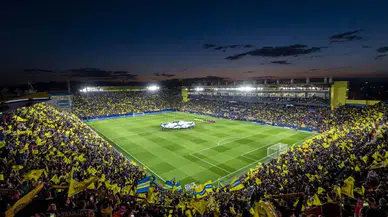 23 bin kişilik stadını tıklım tıklım doldurdular