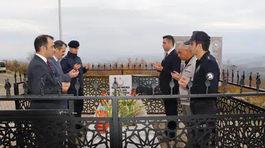 Kaymakam Yıldız'dan ilk ziyaret Halil Efe’nin mezarına
