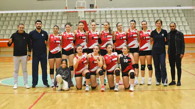 Yunusemre'nin sultanları İzmir'den galibiyetle döndü
