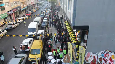 İndirimi duyan koştu: İzdiham kaçınılmaz oldu