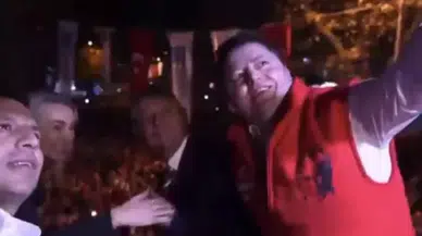 İmamoğlu'ndan Özgür Özel'e el uyarısı