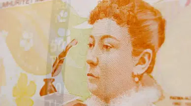 50 TL’nin Arkasında Kim Var? Fatma Aliye Kimdir?