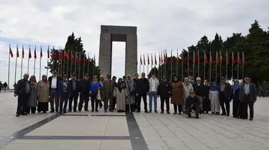 KAHRAMAN GAZİLER ÇANAKKALE’DE ŞEHİTLİĞİ ZİYARET ETTİ