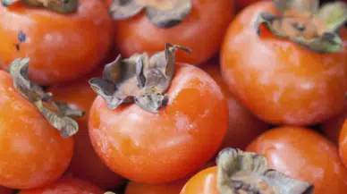 Cennet Hurması Neden Bu Kadar Çabuk Bozuluyor? İşte Tazeliğini Korumanın 5 Altın Kuralı!