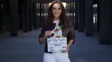 Teşkilat dizisinin Hilal'i Rabia Soytürk, zoom yapan muhabirin kurbanı oldu