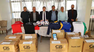 Ekrem Başkan’dan amatör futbol kulüplerine büyük destek