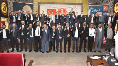 Yeniden Refah Partisi Şehzadeler İlçe Başkanı İbrahim Şahin güven tazeledi