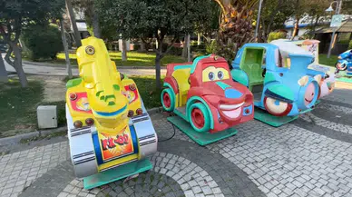 4 çocuk parkta elektrik akımına kapıldı