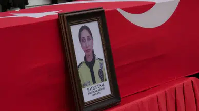 Alaşehir'de trafik kazasında şehit düşen polis memuru memleketinde toprağa verildi