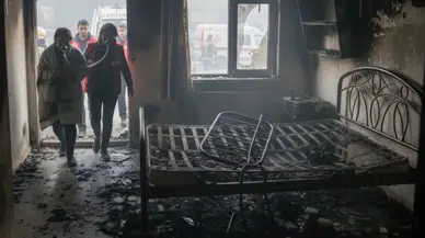 Elektrikli battaniye evi yaktı