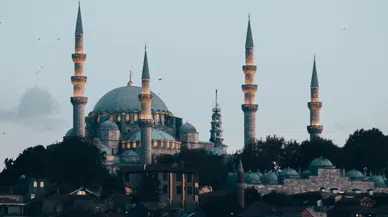 2026 Şaban Ayı Ne Zaman Başlıyor? Berat Kandili Hangi Gün? İşte Tarihler