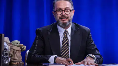 Ünlü sunucu gönlünü kendinden 16 yaş küçük fenomene kaptırdı