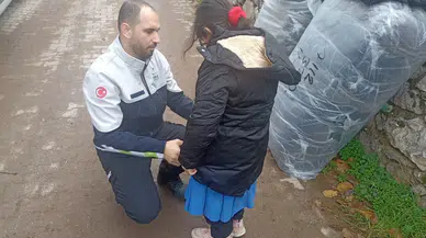 Hayrat Yardım’dan kışlık kıyafet yardımı