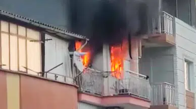 Manisa'da korkutan konut yangını