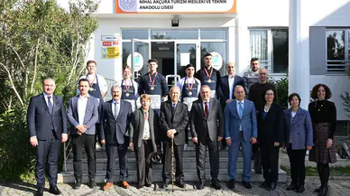 NİHAL AKÇURA LİSESİ ÖĞRENCİLERİNE ÖDÜL