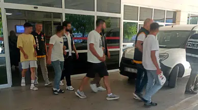 Yaşlı adamı FETÖ kılıfıyla aldatan dolandırıcılar yakalandı