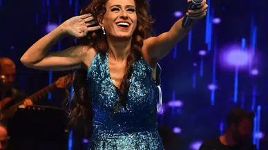Yıldız Tilbe hastalığını sahnede ilk kez açıkladı
