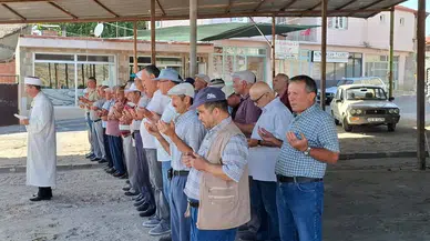 Manisa'da yağmur duası için bir araya geldiler