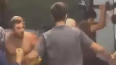 Esnaf kavgasında sandalyeler havada uçtu!