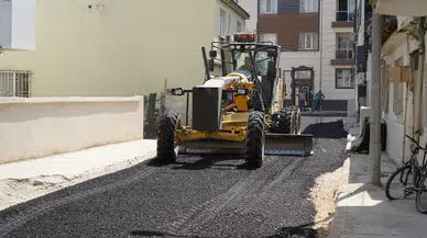 Manisa'da o mahalleye sıcak asfalt uygulaması