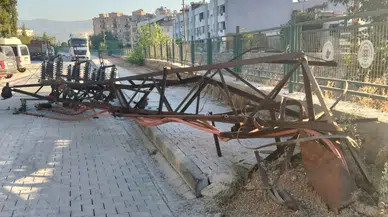 Kömür yüklü kamyon, az daha faciaya neden oluyordu