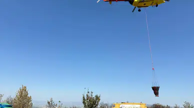 Soma ikinci günde de yanmaya devam ediyor