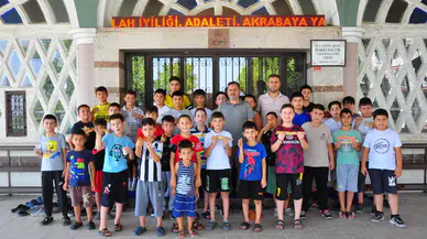 Yunusemre’de tam gün eğitici ve dini temelli kreş modeli başladı