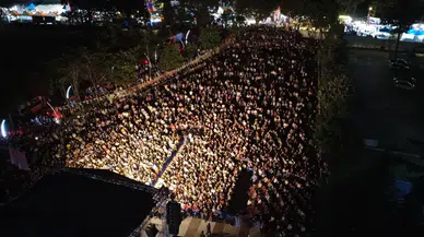Cengiz Kurtoğlu'ndan Manisa'da unutulmaz konser