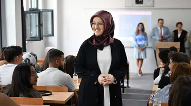 Rektör Kibar ilk dersin heyecanını paylaştı