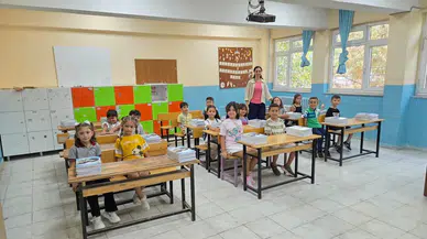 Minikler için yılın ilk ders zili çaldı
