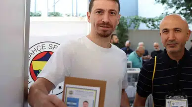 Mert Hakan'dan tüzüğe aykırı hareket