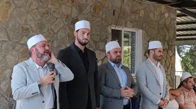 Dünya birincisi hafızlar Manisa'da bir araya geldi