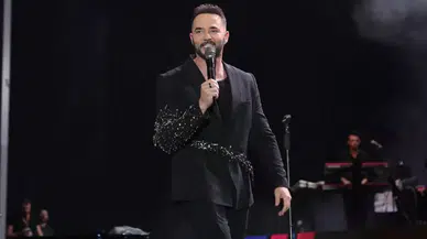 Sevgilisiyle fotoğrafını paylaşan ünlü şarkıcının tanışma hikayesi ortaya çıktı