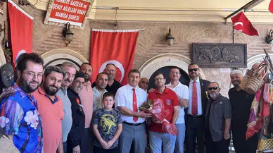 Çarşı esnafından gazilere anlamlı ziyaret