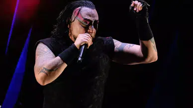 İki ilde konserleri iptal edilen Hayko Cepkin'den manidar paylaşım