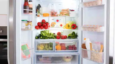 Buzdolabında Yan Yana Koymamanız Gereken Besinler: Küf ve Mantar Tehlikesi Sandığınızdan Daha Büyük