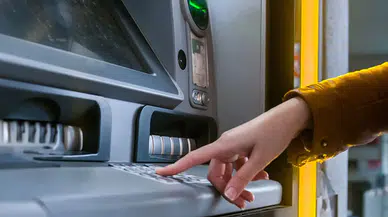 ATM’de O 15 Saniyeye Dikkat! Kartınızı Almazsanız Sistem Hemen Yutuyor
