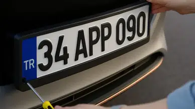 APP Plaka Nedir, Yasal mı? Normal Plaka ile Arasındaki 5 Fark