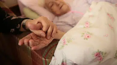 SED ve evde bakım maaşı bayramdan önce hesaplara geçecek mi?