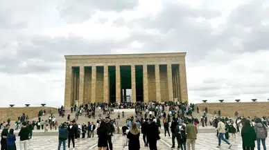 Anıtkabir bayramda açık mı? 2026 Ramazan Bayramı için ziyaret durumu merak ediliyor