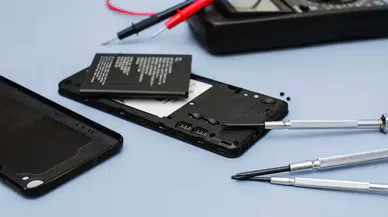 Telefonlarda yeni dönem: Batarya değişimi kullanıcı tarafından yapılabilecek