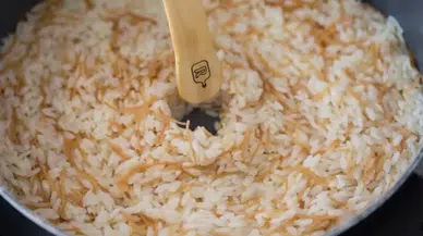 Pirinçte gözden kaçan risk: Pişmiş pirinç neden riskli olabilir? Uzmanlardan saklama ve tüketim uyarısı