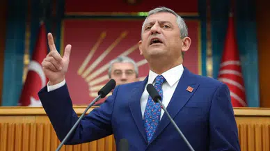 CHP Lideri Özel bakın kimi tebrik etti