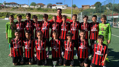 Yıldızspor 45 FK’dan gururlandıran üçüncülük!