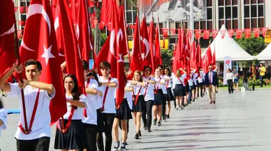 19 Mayıs 2026 tatil mi? 18 Mayıs yarım gün mü, okullar açık mı?
