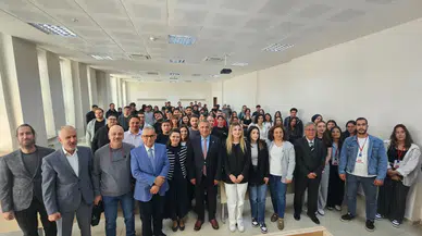 Manisa’da kamu yönetimi ve maliye perspektifinden devletin işleyişi ele alındı